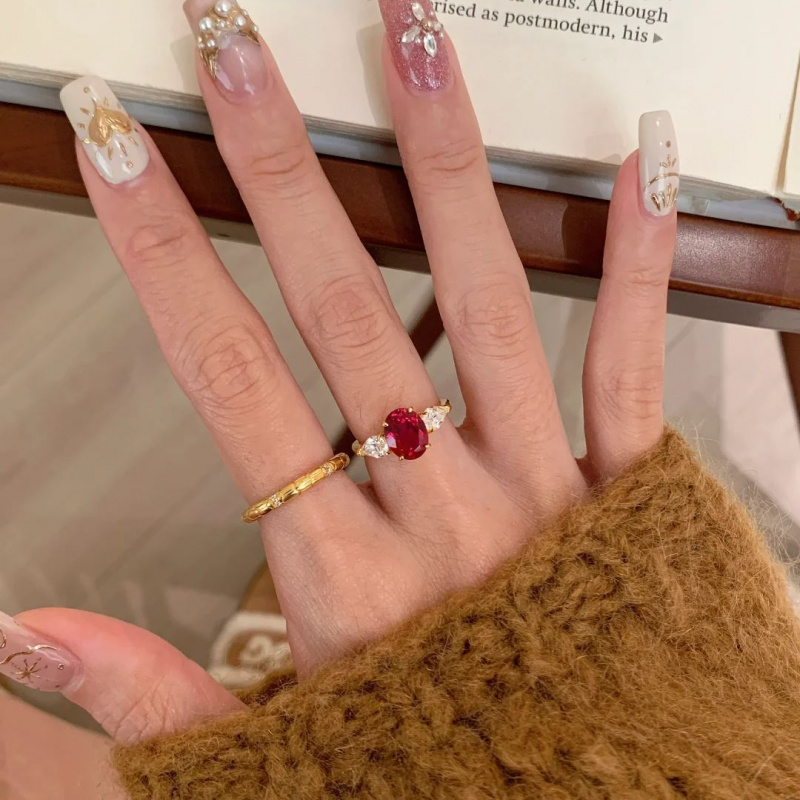 Natural 2-Carat Ruby Ring 18K  - Bar Cart Gold 评论和价格